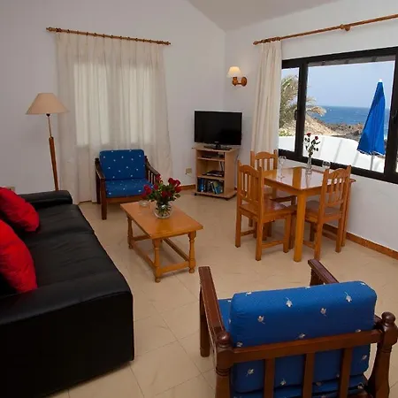 Complejo Turistico Reyes Semesteranläggning (resort) Charco del Palo